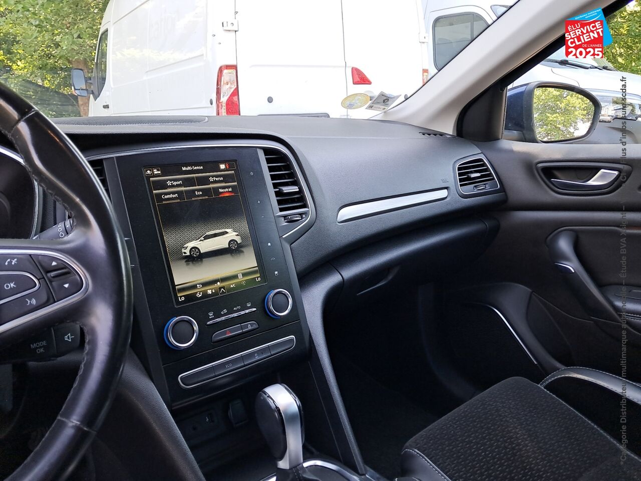 Véhicule d'occasion RENAULT MEGANE 1.5 BLUE DCI 115CH INTENS EDC chez Renault Colmar