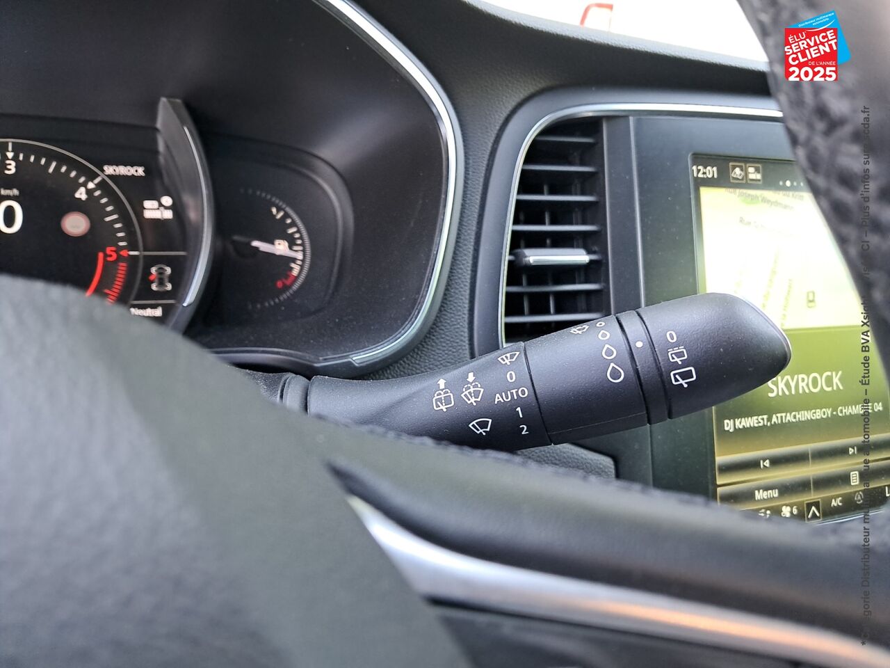 Véhicule d'occasion RENAULT MEGANE 1.5 BLUE DCI 115CH INTENS EDC chez Renault Colmar