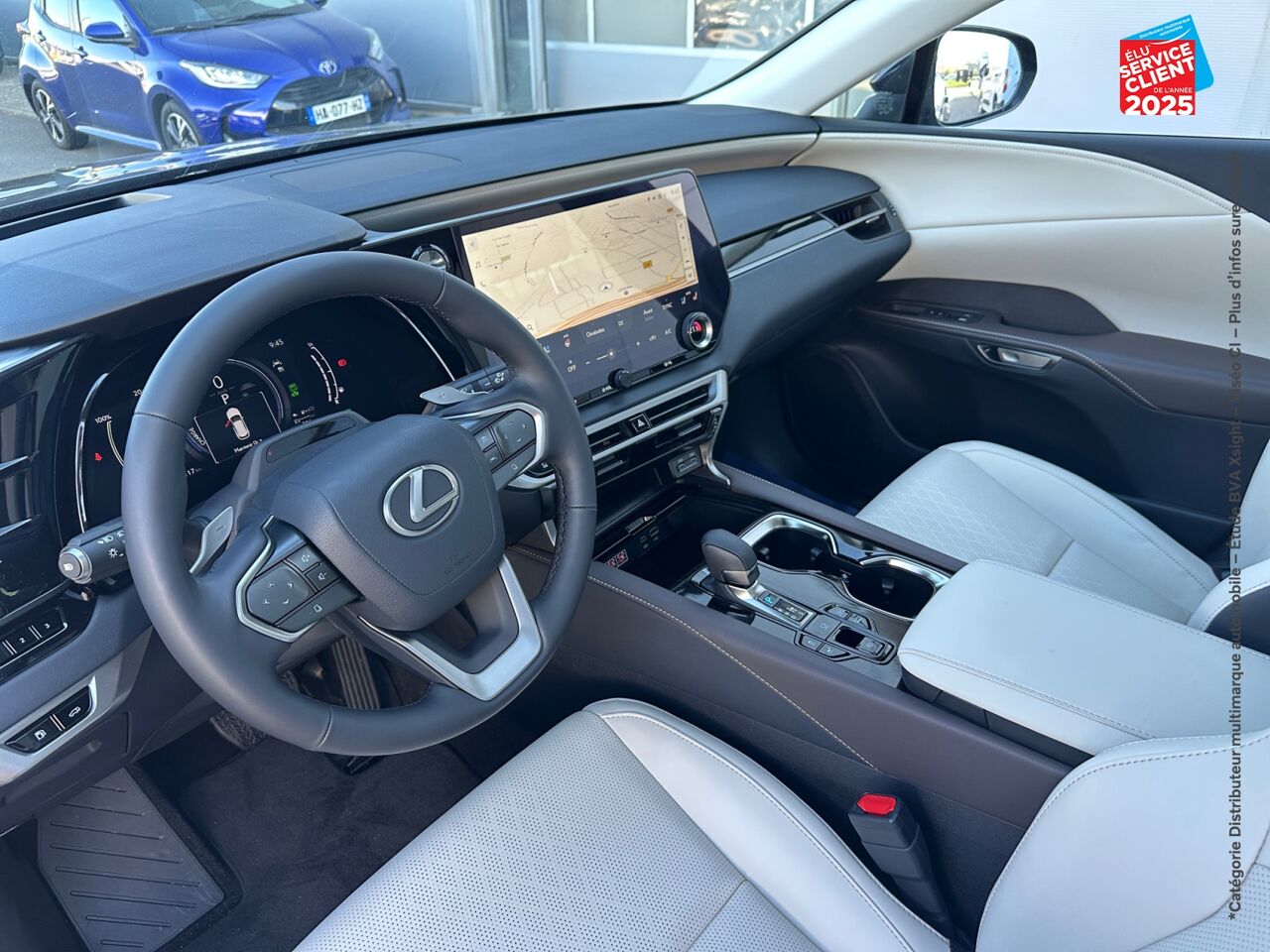 Véhicule d'occasion LEXUS RX 450H+ LUXE 4WD MY24 chez Toyota Thionville