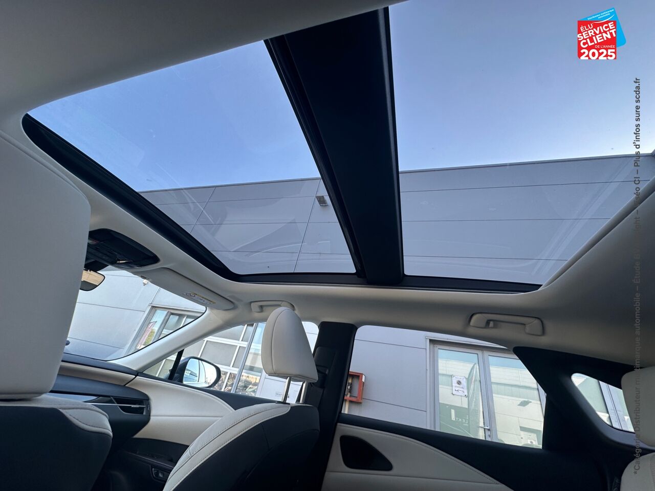 Véhicule d'occasion LEXUS RX 450H+ LUXE 4WD MY24 chez Toyota Thionville
