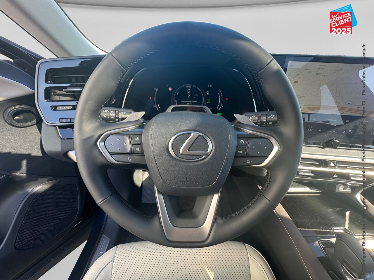 Véhicule d'occasion LEXUS RX 450H+ LUXE 4WD MY24 chez Toyota Thionville