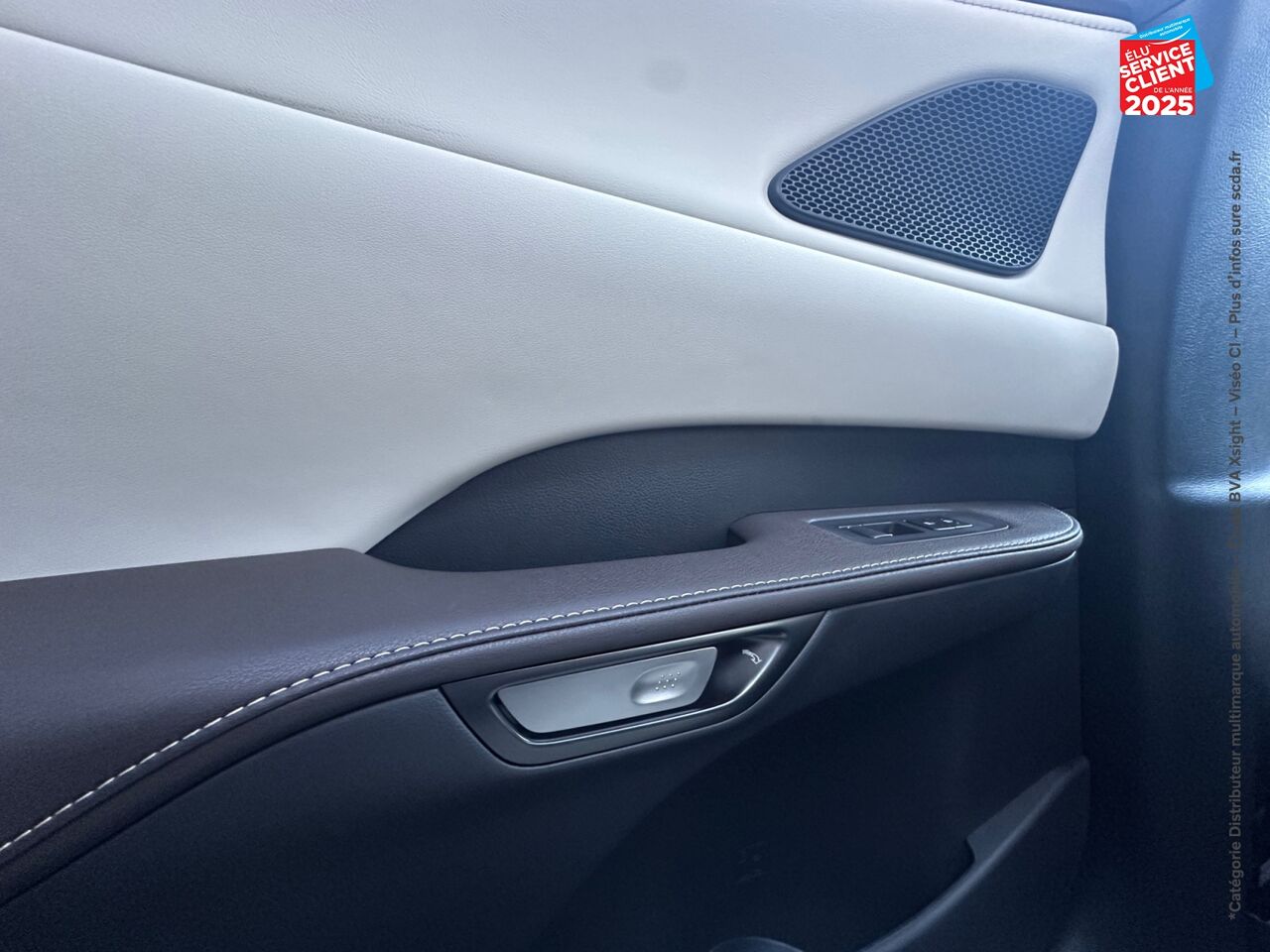 Véhicule d'occasion LEXUS RX 450H+ LUXE 4WD MY24 chez Toyota Thionville