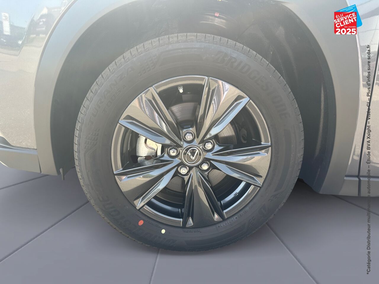 Véhicule neuf LEXUS UX 250H LUXE 2WD chez Lexus Metz