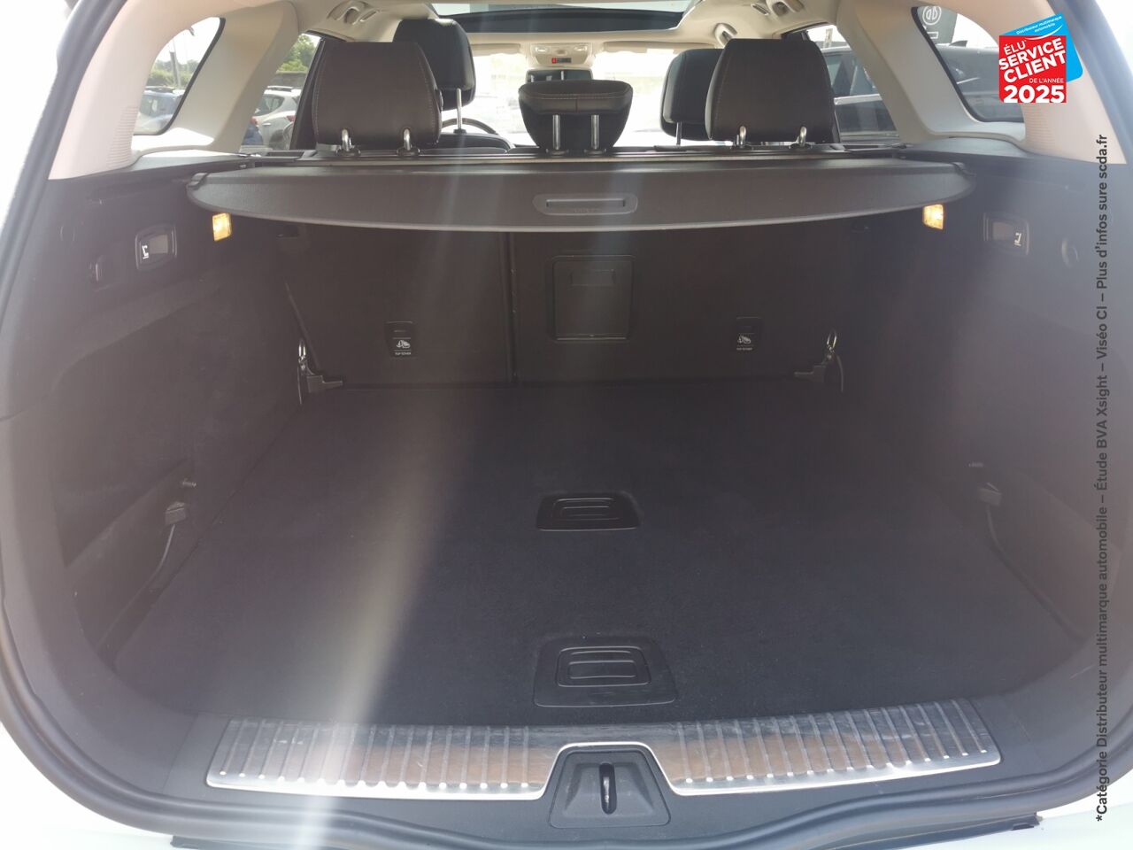 Véhicule d'occasion RENAULT TALISMAN ESTATE 1.6 DCI 160CH ENERGY INTENS EDC GPS HUD chez Renault Sélestat