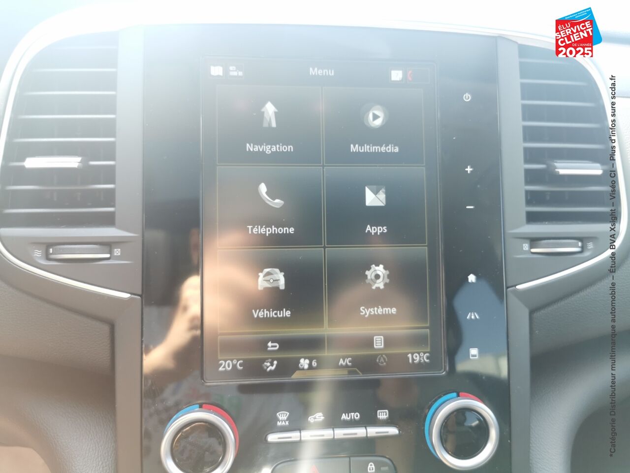 Véhicule d'occasion RENAULT TALISMAN ESTATE 1.6 DCI 160CH ENERGY INTENS EDC GPS HUD chez Renault Sélestat