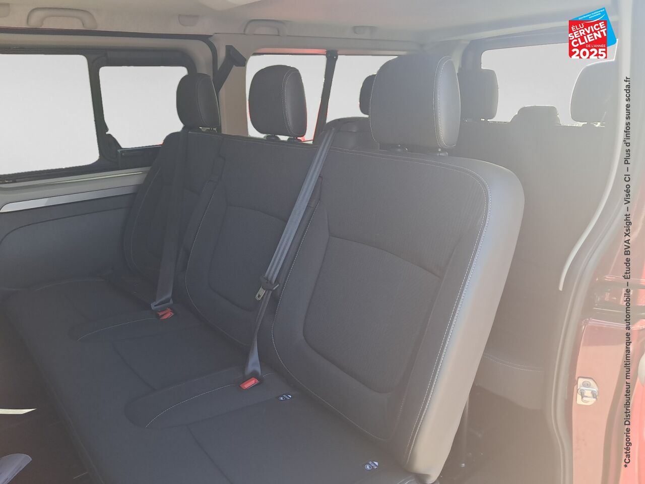 Véhicule d'occasion RENAULT TRAFIC COMBI L2 2.0 BLUE DCI 150CH SS INTENS EDC 8 PLACES E6E chez Toyota Thionville