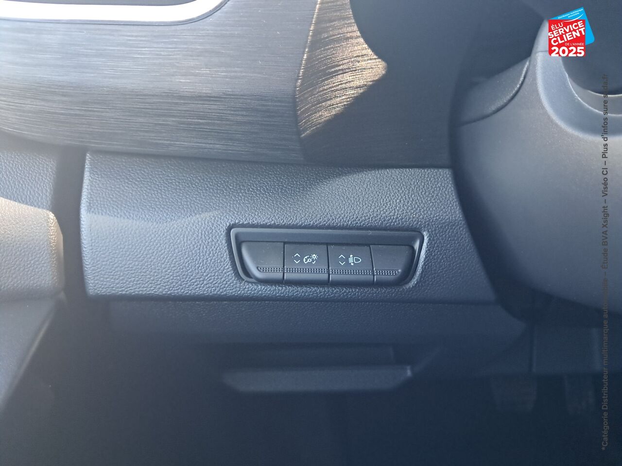 Véhicule d'occasion RENAULT TRAFIC COMBI L2 2.0 BLUE DCI 150CH SS INTENS EDC 8 PLACES E6E chez Toyota Thionville