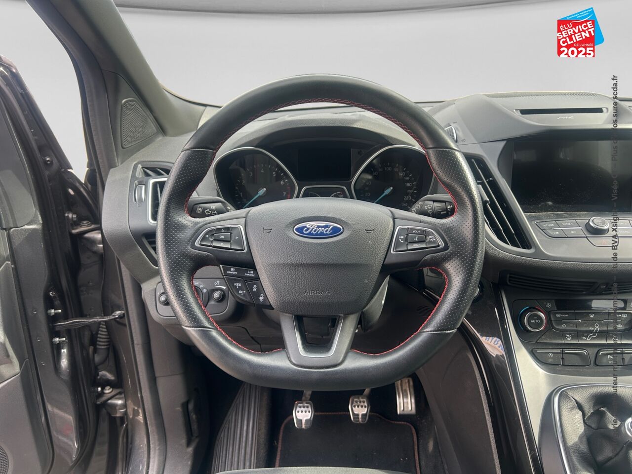 Véhicule d'occasion FORD KUGA 1.5 ECOBOOST 150CH ST-LINE chez Renault Saint-Louis