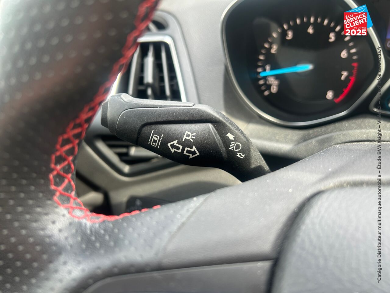 Véhicule d'occasion FORD KUGA 1.5 ECOBOOST 150CH ST-LINE chez Renault Saint-Louis