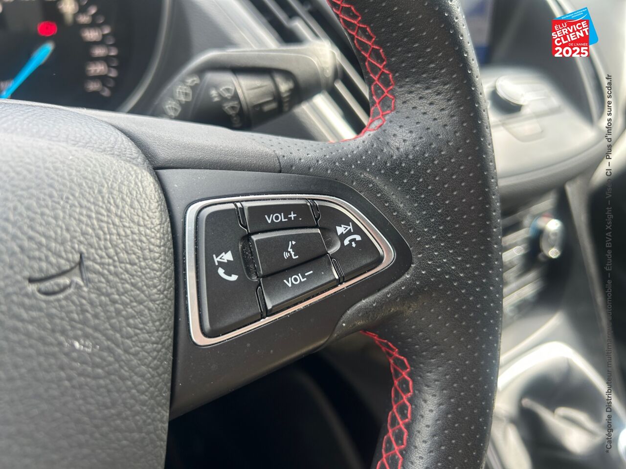 Véhicule d'occasion FORD KUGA 1.5 ECOBOOST 150CH ST-LINE chez Renault Saint-Louis