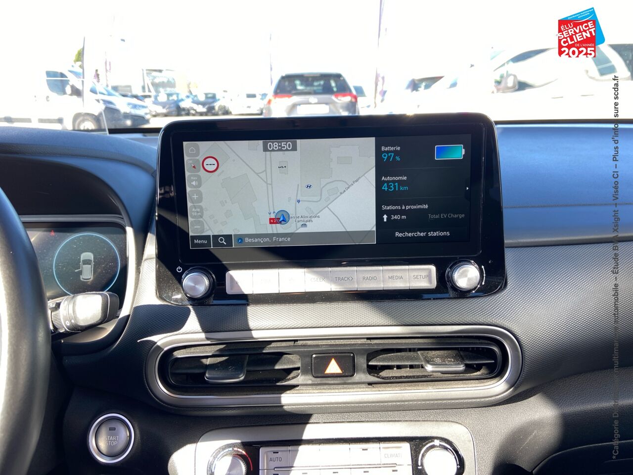 Véhicule d'occasion HYUNDAI KONA ELECTRIC 64KWH - 204CH CREATIVE chez Renault Saint-Louis