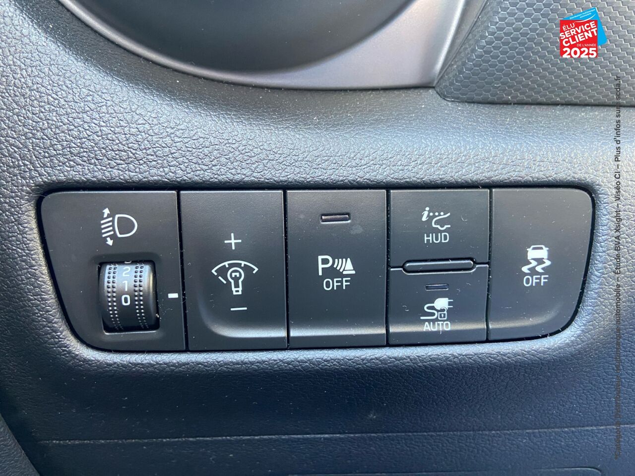 Véhicule d'occasion HYUNDAI KONA ELECTRIC 64KWH - 204CH CREATIVE chez Renault Saint-Louis