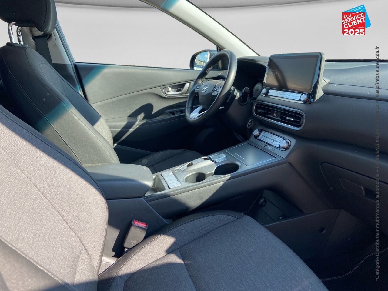 Véhicule d'occasion HYUNDAI KONA ELECTRIC 64KWH - 204CH CREATIVE chez Renault Saint-Louis