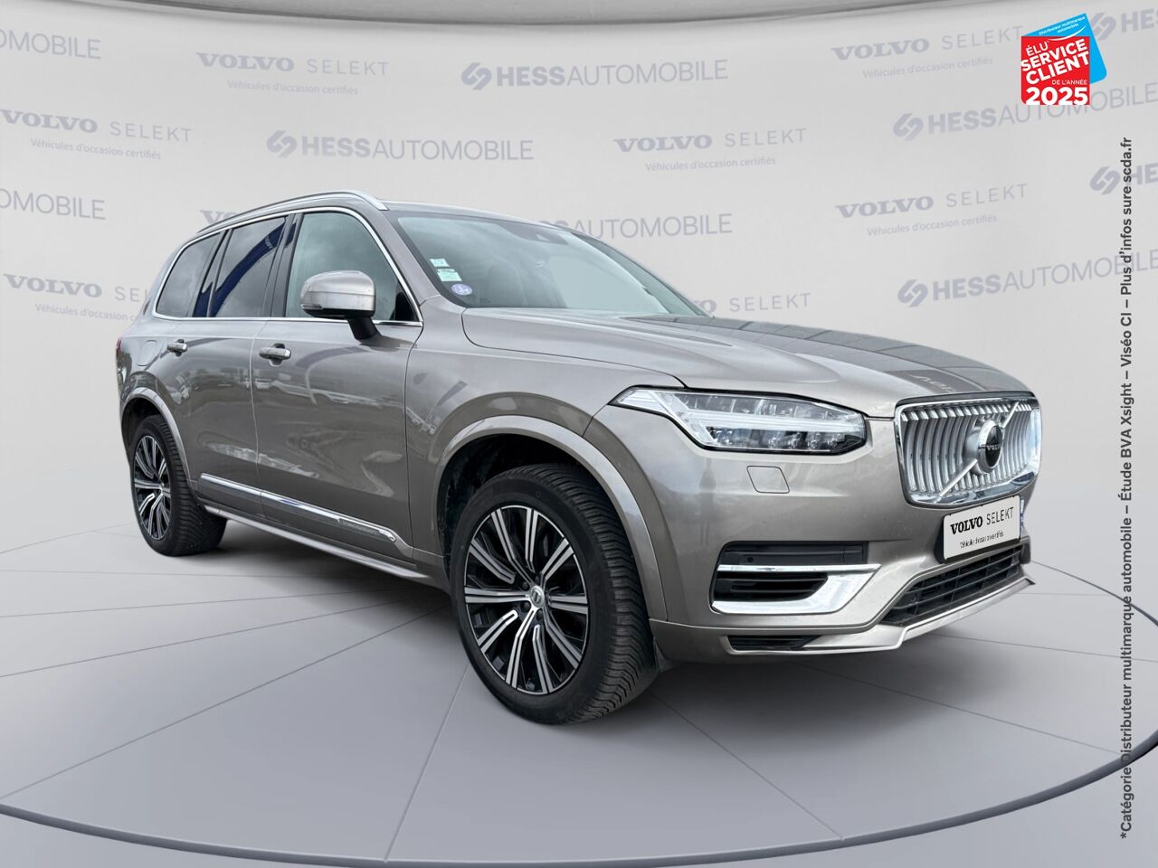 Véhicule d'occasion VOLVO XC90 T8 TWIN ENGINE 303 + 87CH INSCRIPTION LUXE GEARTRONIC 7 PLACES 48G TOUVRANT SIEGES CHAUF/VENTIL chez Renault Sélestat