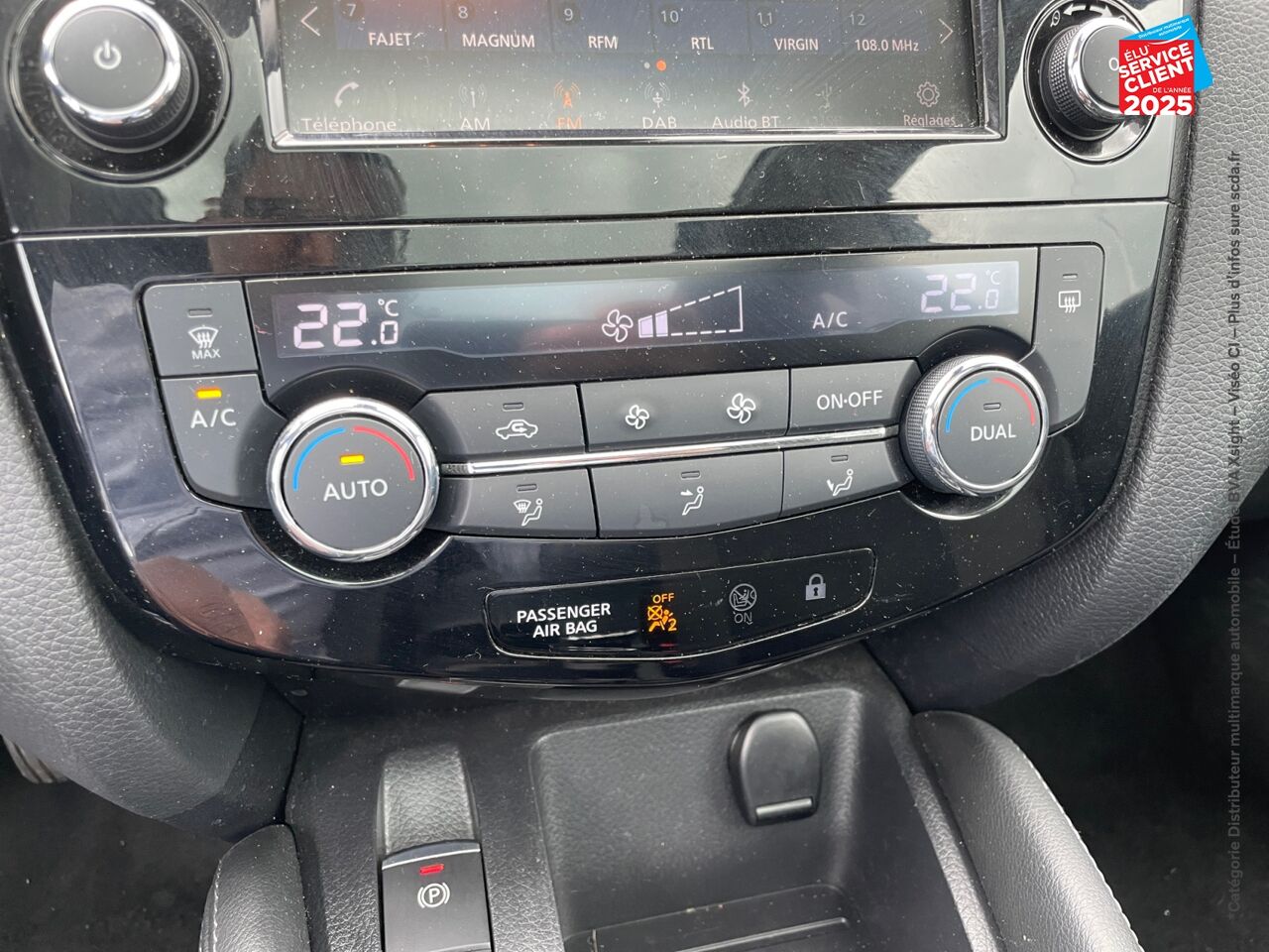 Véhicule d'occasion NISSAN QASHQAI 1.3 DIG-T 140CH N-CONNECTA 2019 EURO6-EVAP chez Toyota Bar le Duc