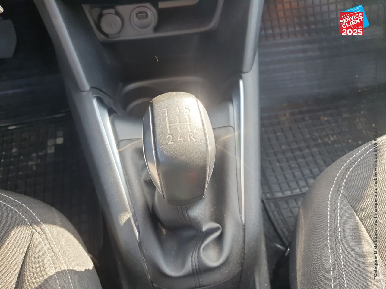 Véhicule d'occasion PEUGEOT 208 1.2 PURETECH 82CH E6.2 EVAP TECH EDITION 5P CAMERA GPS chez Toyota Thionville