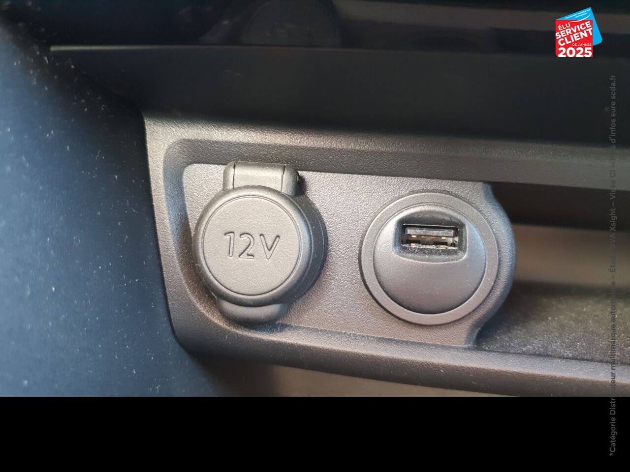 Véhicule d'occasion PEUGEOT 208 1.2 PURETECH 82CH E6.2 EVAP TECH EDITION 5P CAMERA GPS chez Toyota Thionville