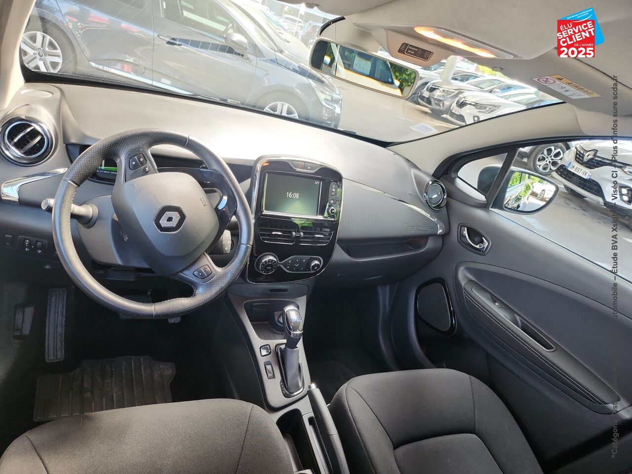 Véhicule d'occasion RENAULT ZOE BUSINESS CHARGE NORMALE R90 MY19 chez Renault Sélestat