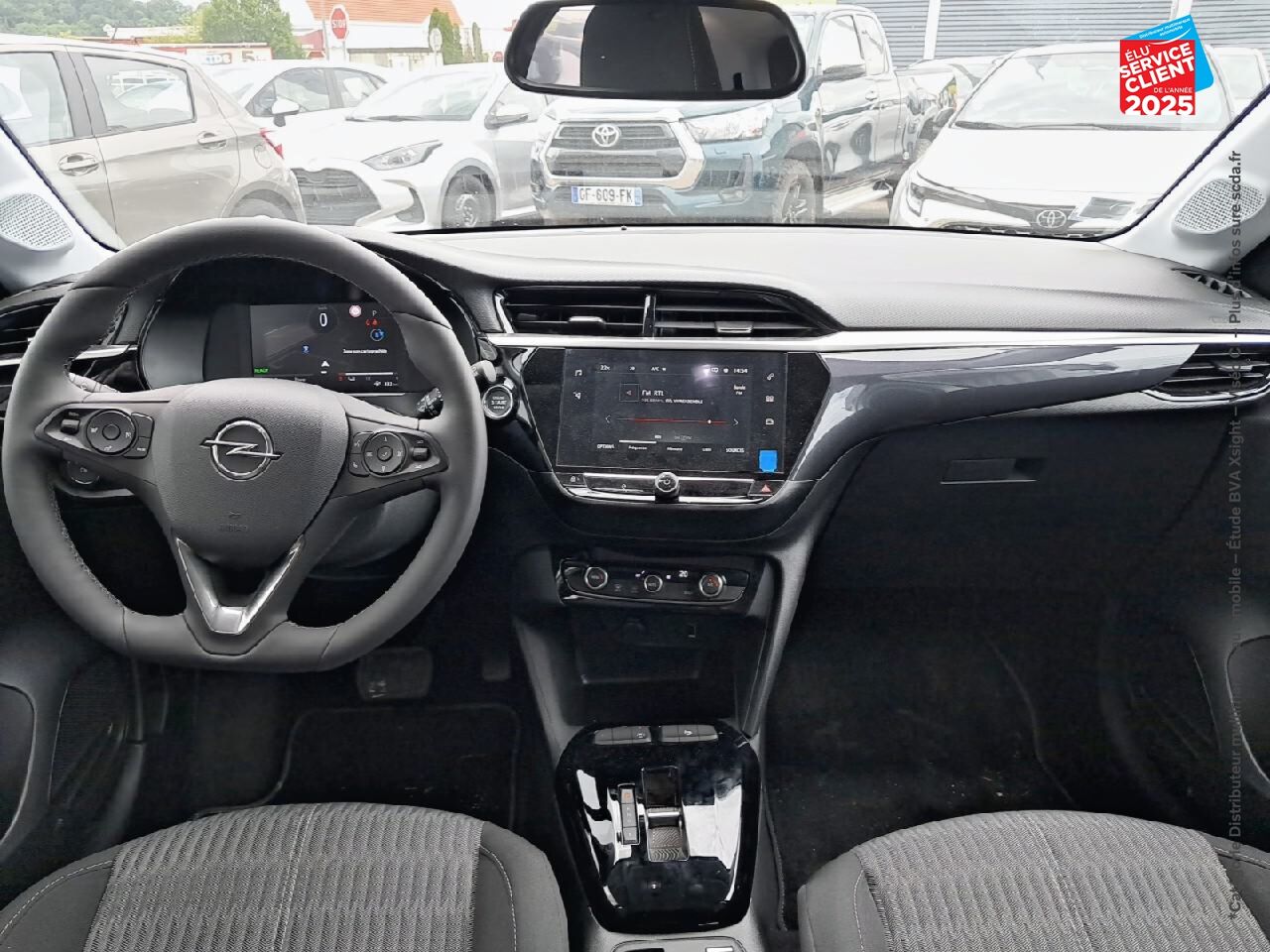 Véhicule d'occasion OPEL CORSA ELECTRIC 136CH ELEGANCE BUSINESS chez HESS Automobile