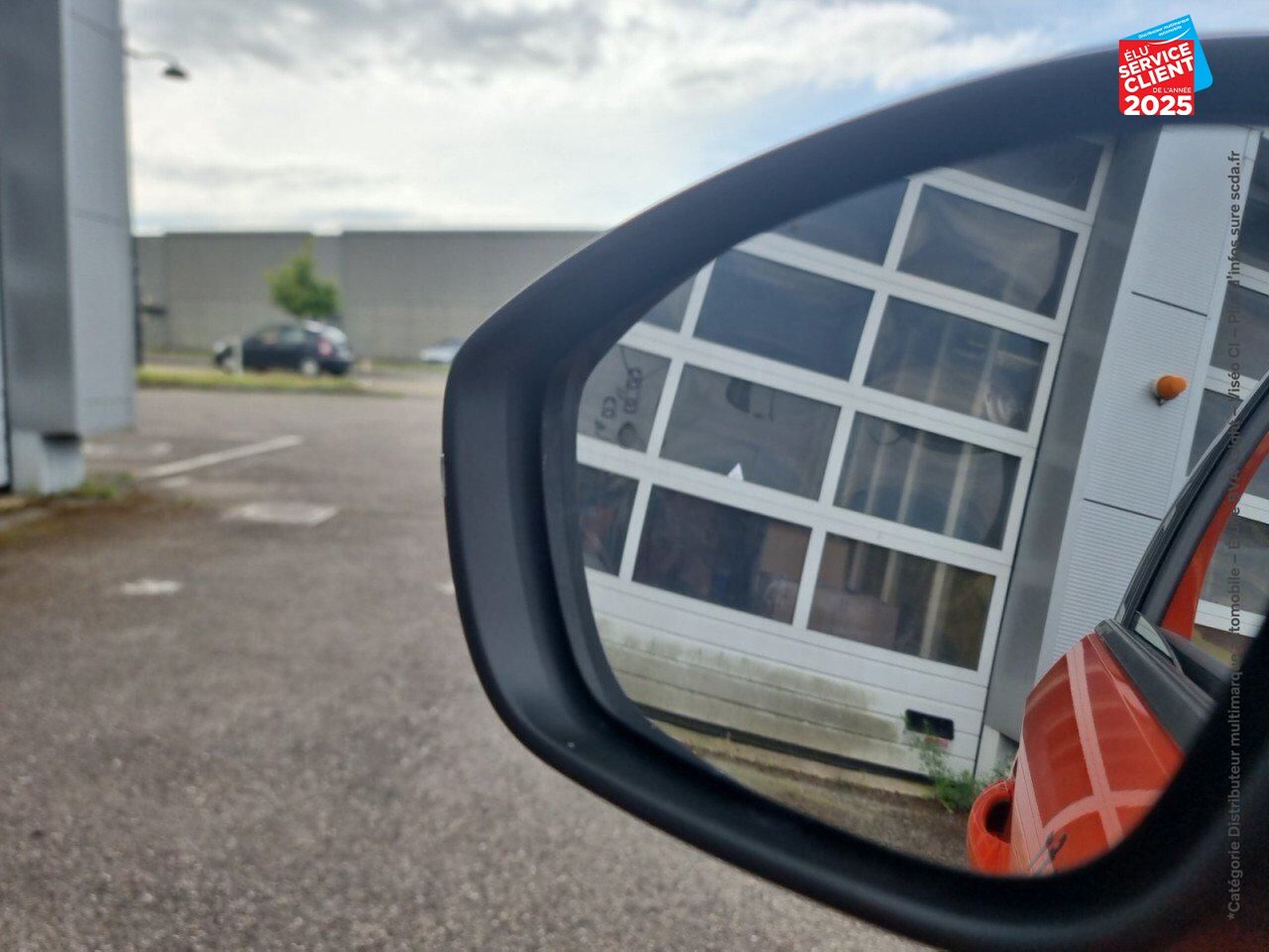 Véhicule d'occasion OPEL CORSA ELECTRIC 136CH ELEGANCE BUSINESS chez Opel Saint-Dizier