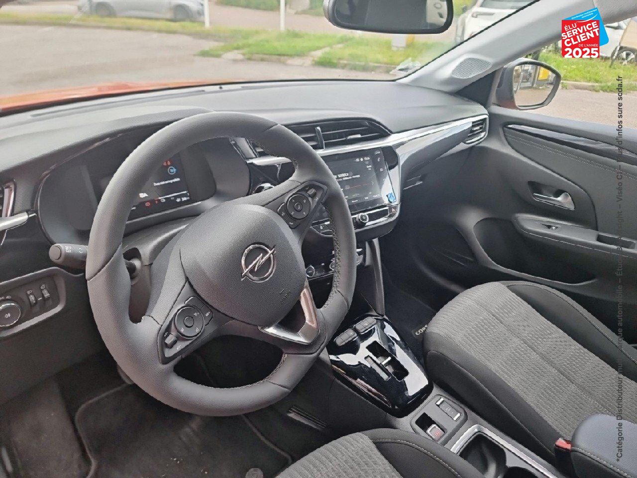 Véhicule d'occasion OPEL CORSA ELECTRIC 136CH ELEGANCE BUSINESS chez Opel Saint-Dizier