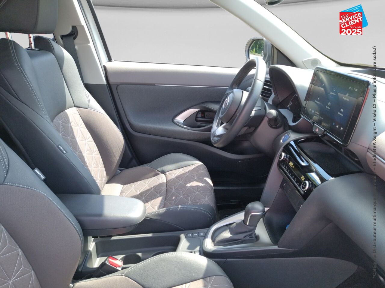 Véhicule d'occasion TOYOTA YARIS CROSS 116H COLLECTION MY22 SIEGE CHAUF CAMERA chez Toyota Sarreguemines