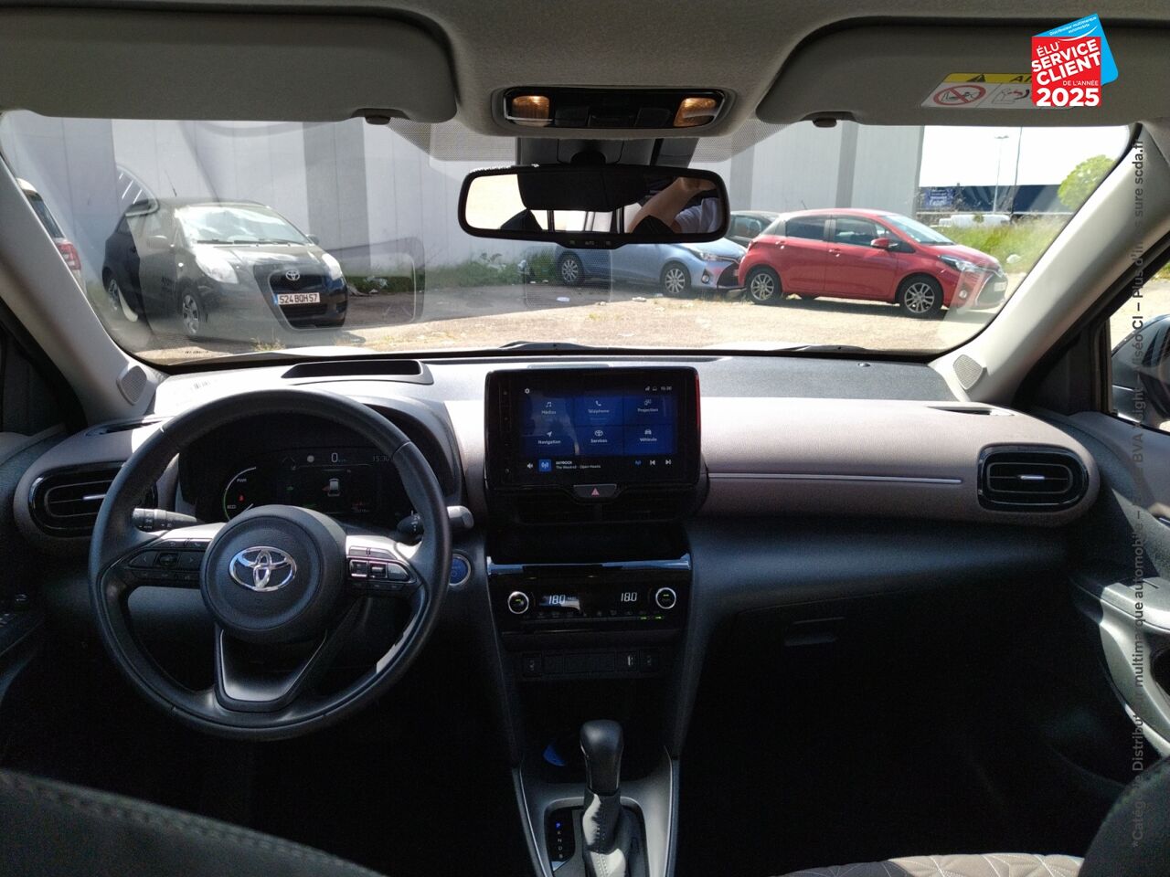 Véhicule d'occasion TOYOTA YARIS CROSS 116H COLLECTION MY22 SIEGE CHAUF CAMERA chez Toyota Sarreguemines