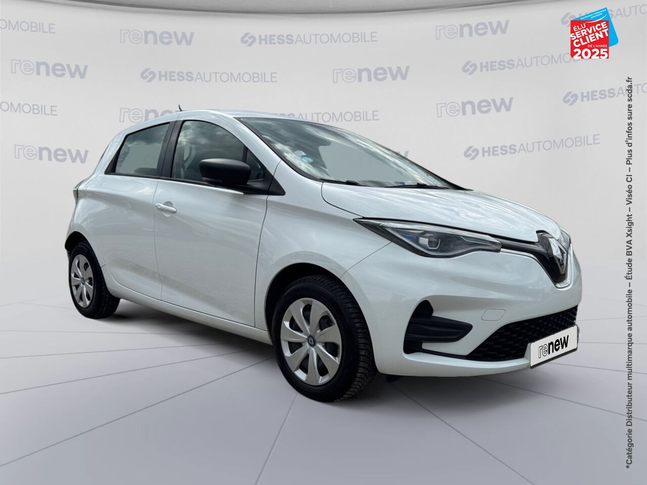 Véhicule d'occasion RENAULT ZOE LIFE CHARGE NORMALE R110 4CV chez Renault Sélestat