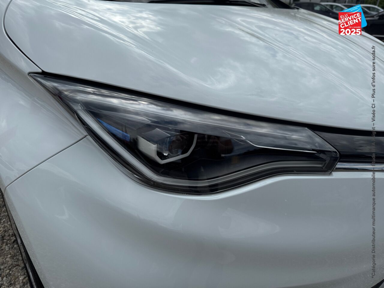 Véhicule d'occasion RENAULT ZOE LIFE CHARGE NORMALE R110 4CV chez Renault Sélestat
