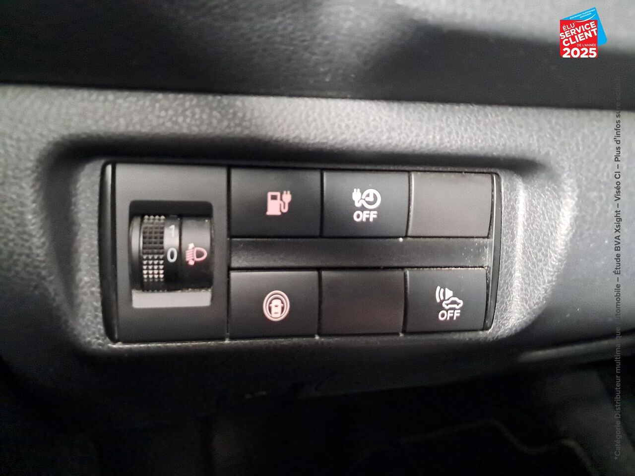 Véhicule d'occasion NISSAN LEAF 150CH 40KWH ACENTA 21.5 CAMERA chez Nissan Belfort