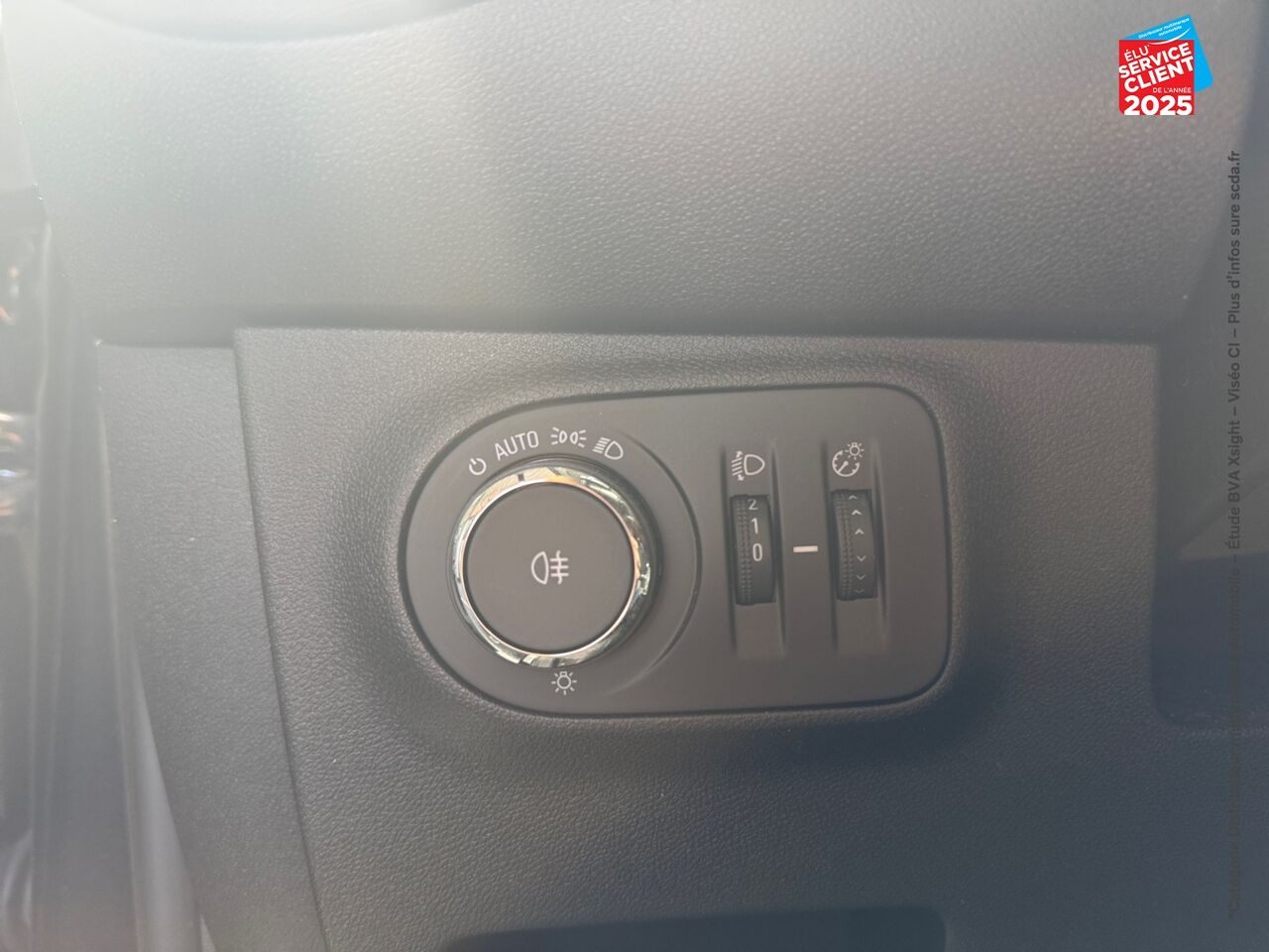 Véhicule d'occasion OPEL ADAM ROCKS 1.4 TWINPORT 87CH START/STOP chez Toyota Sarreguemines