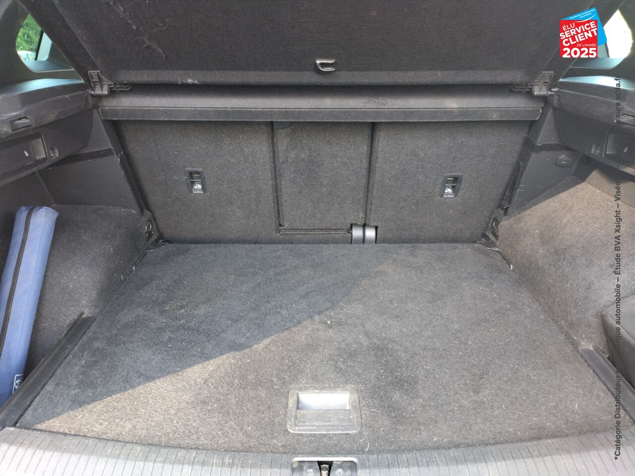 Véhicule d'occasion VOLKSWAGEN TIGUAN 2.0 TDI 190CH CARAT 4MOTION DSG7 EURO6D-T 11CV TOUVRANT chez Le Veodrome