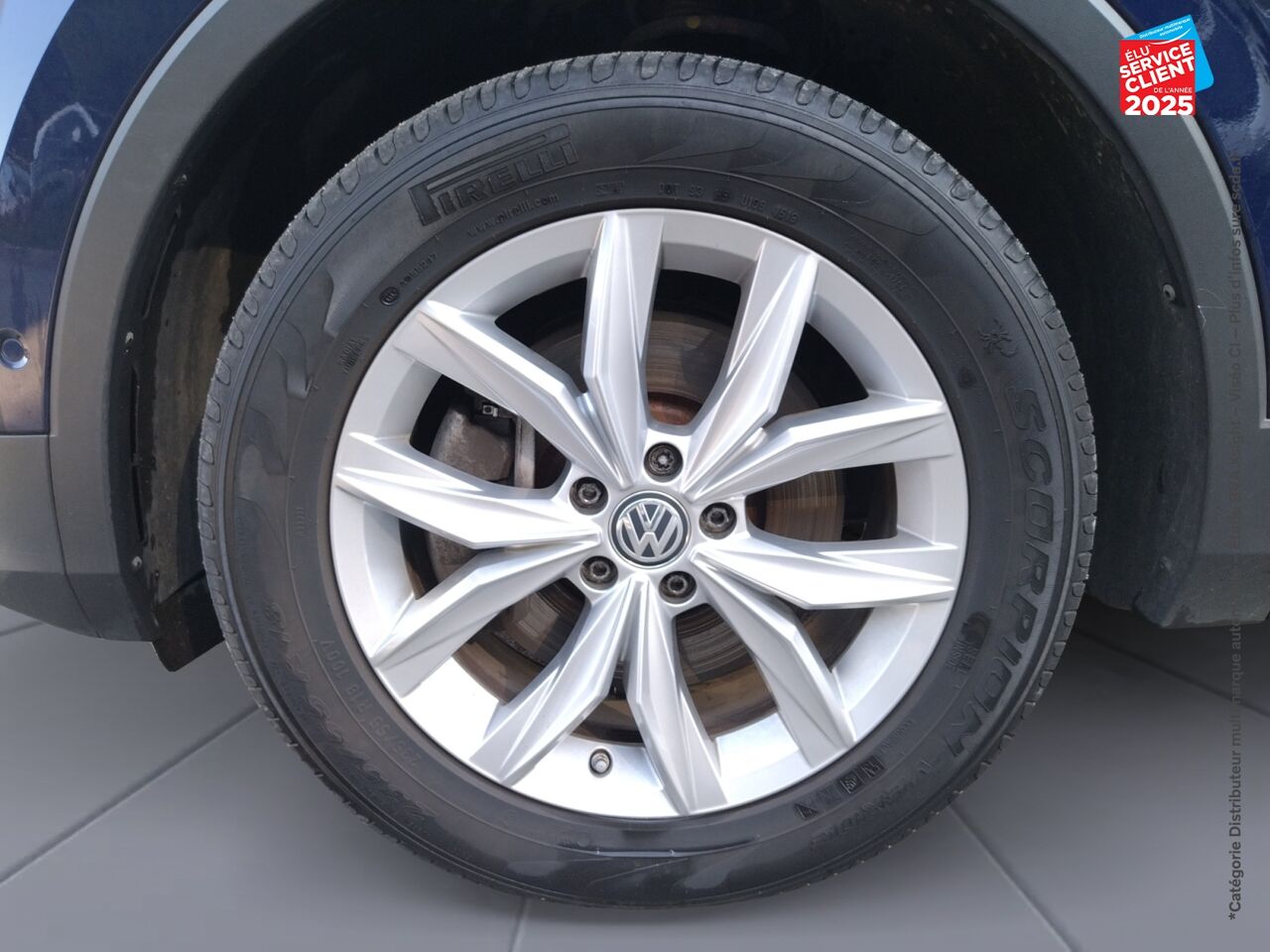 Véhicule d'occasion VOLKSWAGEN TIGUAN 2.0 TDI 190CH CARAT 4MOTION DSG7 EURO6D-T 11CV TOUVRANT chez Le Veodrome