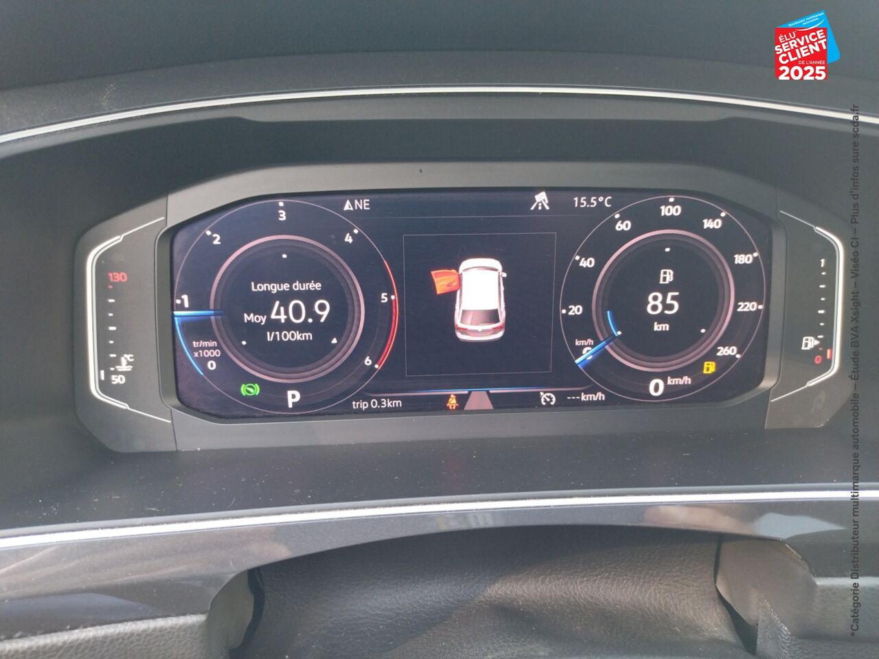 Véhicule d'occasion VOLKSWAGEN TIGUAN 2.0 TDI 190CH CARAT 4MOTION DSG7 EURO6D-T 11CV TOUVRANT chez Le Veodrome