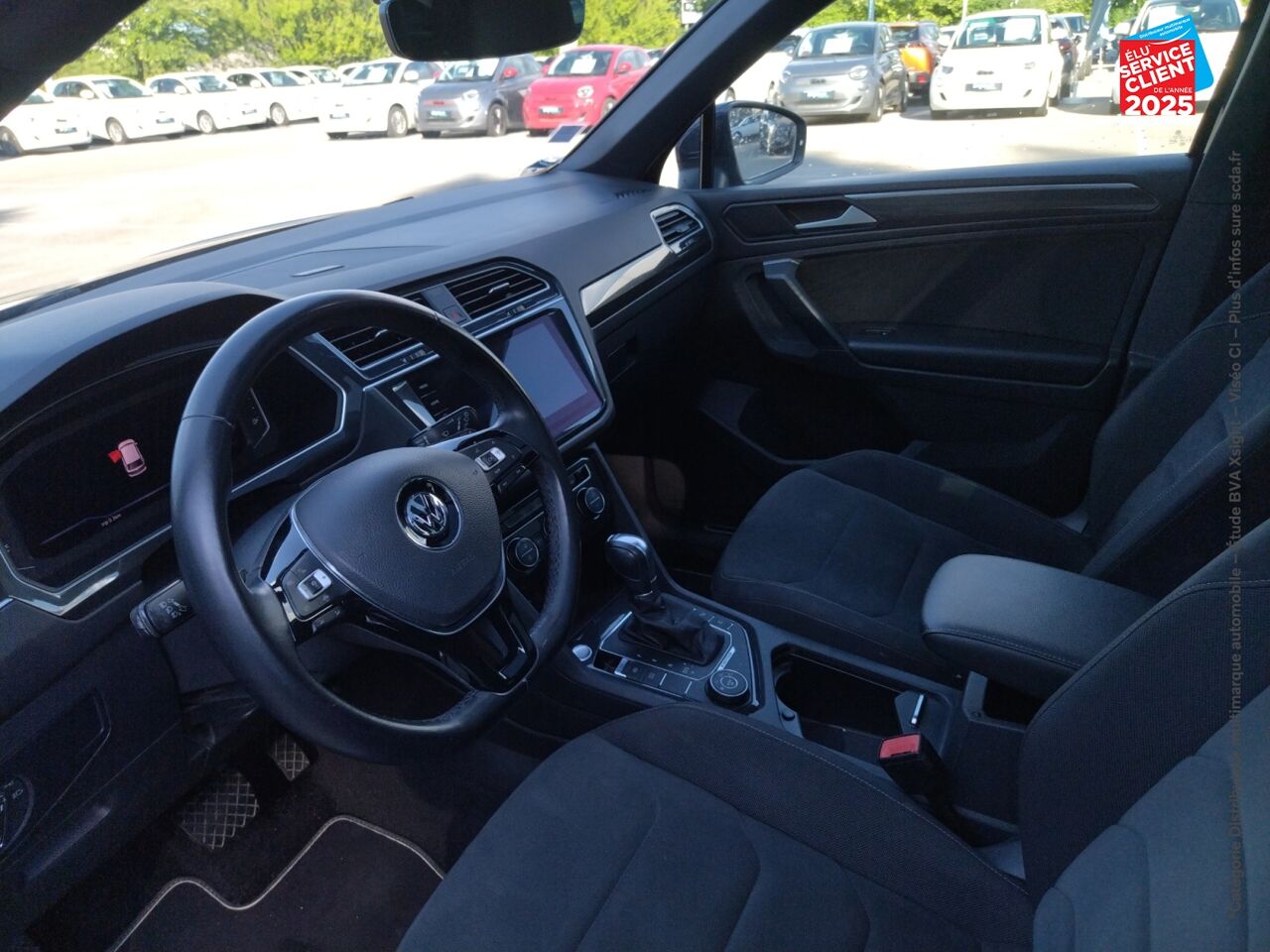 Véhicule d'occasion VOLKSWAGEN TIGUAN 2.0 TDI 190CH CARAT 4MOTION DSG7 EURO6D-T 11CV TOUVRANT chez Le Veodrome