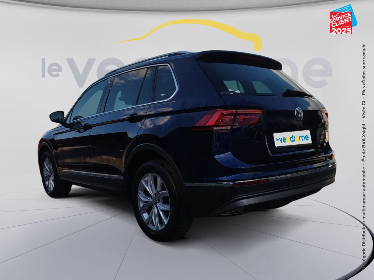 Véhicule d'occasion VOLKSWAGEN TIGUAN 2.0 TDI 190CH CARAT 4MOTION DSG7 EURO6D-T 11CV TOUVRANT chez Le Veodrome