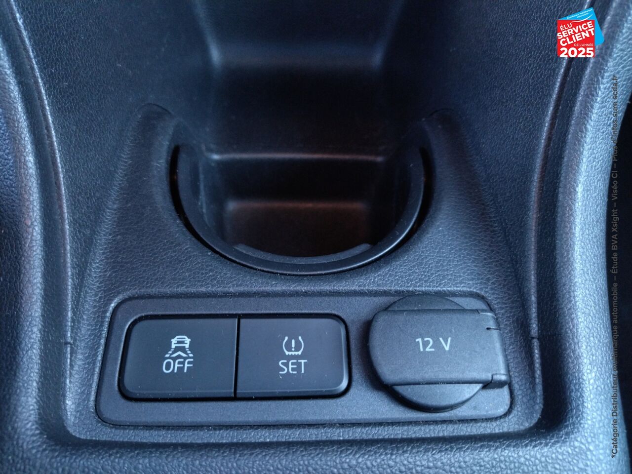 Véhicule d'occasion VOLKSWAGEN UP 1.0 60CH MOVE 5P chez Le Veodrome