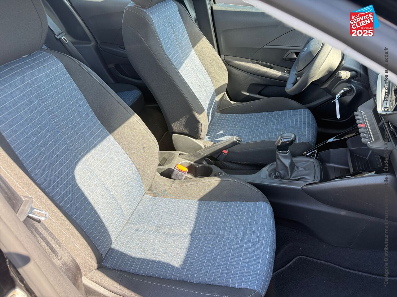 Véhicule d'occasion PEUGEOT 208 1.2 PURETECH 75CH SS LIKE chez Toyota Thionville