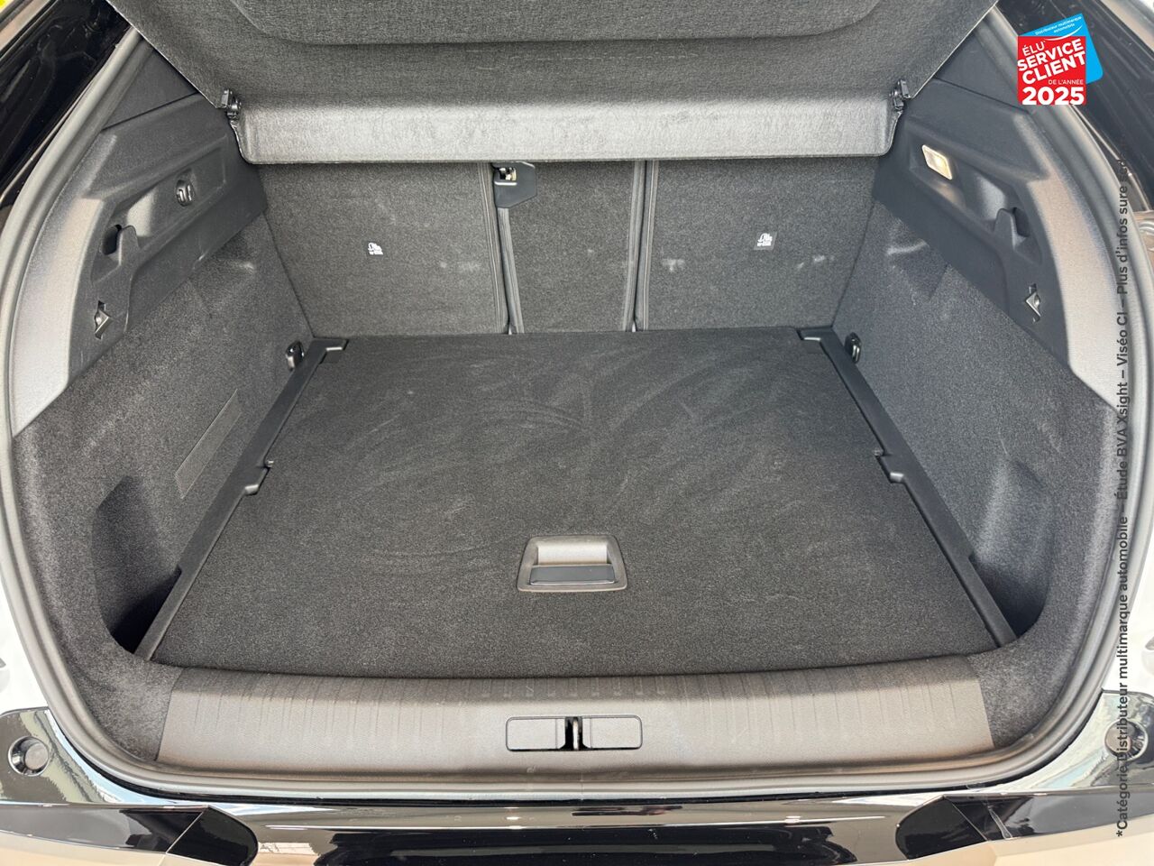 Véhicule d'occasion PEUGEOT 3008 ELECTRIQUE 210CH BATTERIE 73 KWH GT SIEGE CHAUF VOLANT CHAUF CAMERA GPS chez Dacia Montbéliard