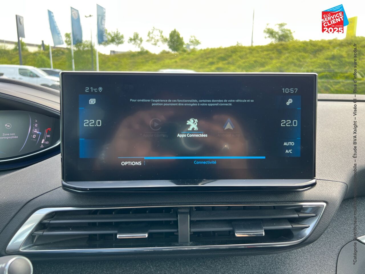 Véhicule d'occasion PEUGEOT 3008 1.2 PURETECH 130CH SS ALLURE PACK EAT8 chez Toyota Thionville