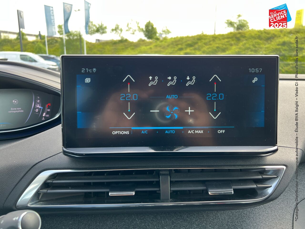 Véhicule d'occasion PEUGEOT 3008 1.2 PURETECH 130CH SS ALLURE PACK EAT8 chez Toyota Thionville