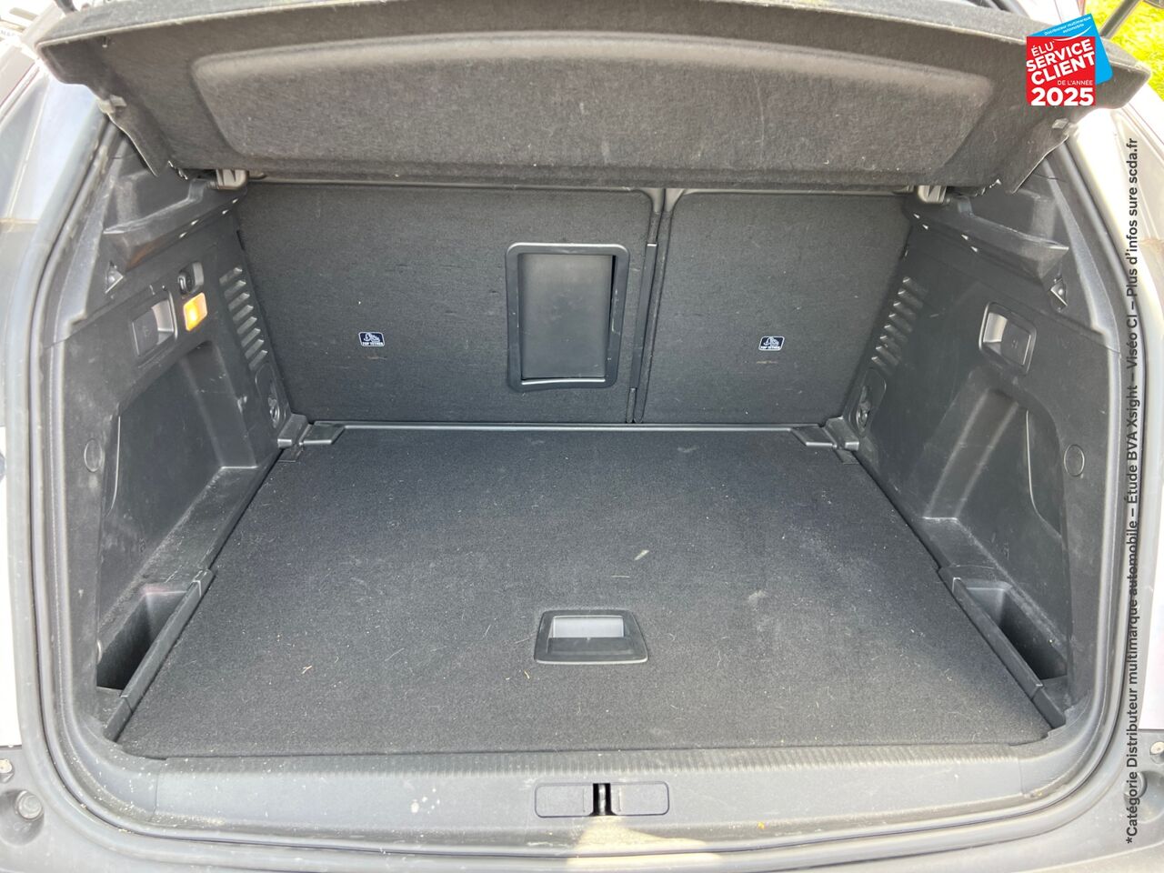 Véhicule d'occasion PEUGEOT 3008 1.2 PURETECH 130CH SS ALLURE PACK EAT8 chez Toyota Thionville