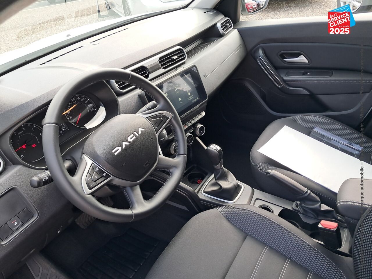 Véhicule d'occasion DACIA DUSTER 1.3 TCE 150CH FAP JOURNEY 4X2 EDC chez Opel Bar le Duc