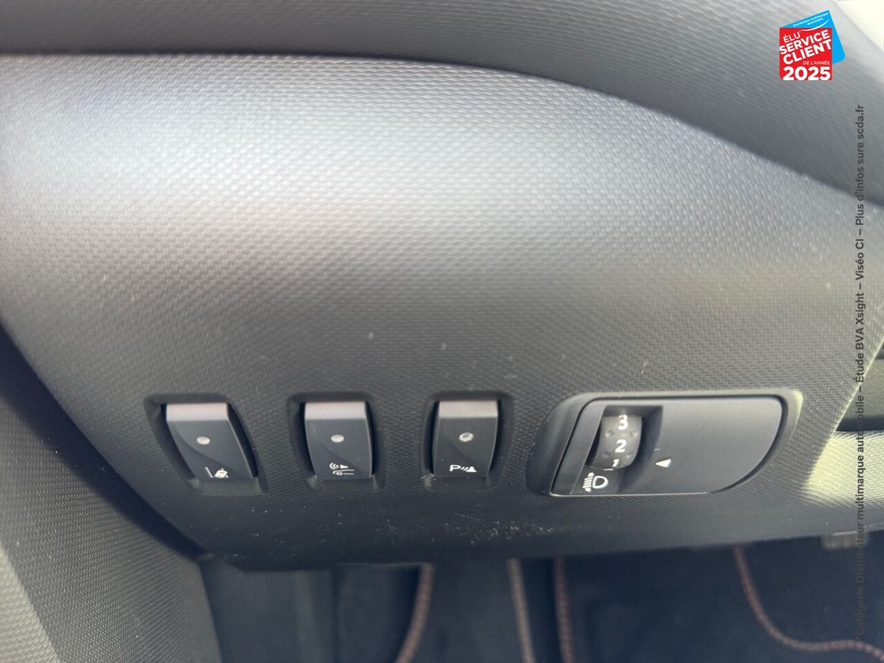 Véhicule d'occasion RENAULT TWINGO E-TECH ELECTRIC TECHNO R80 ACHAT INTEGRAL chez Renault Sélestat