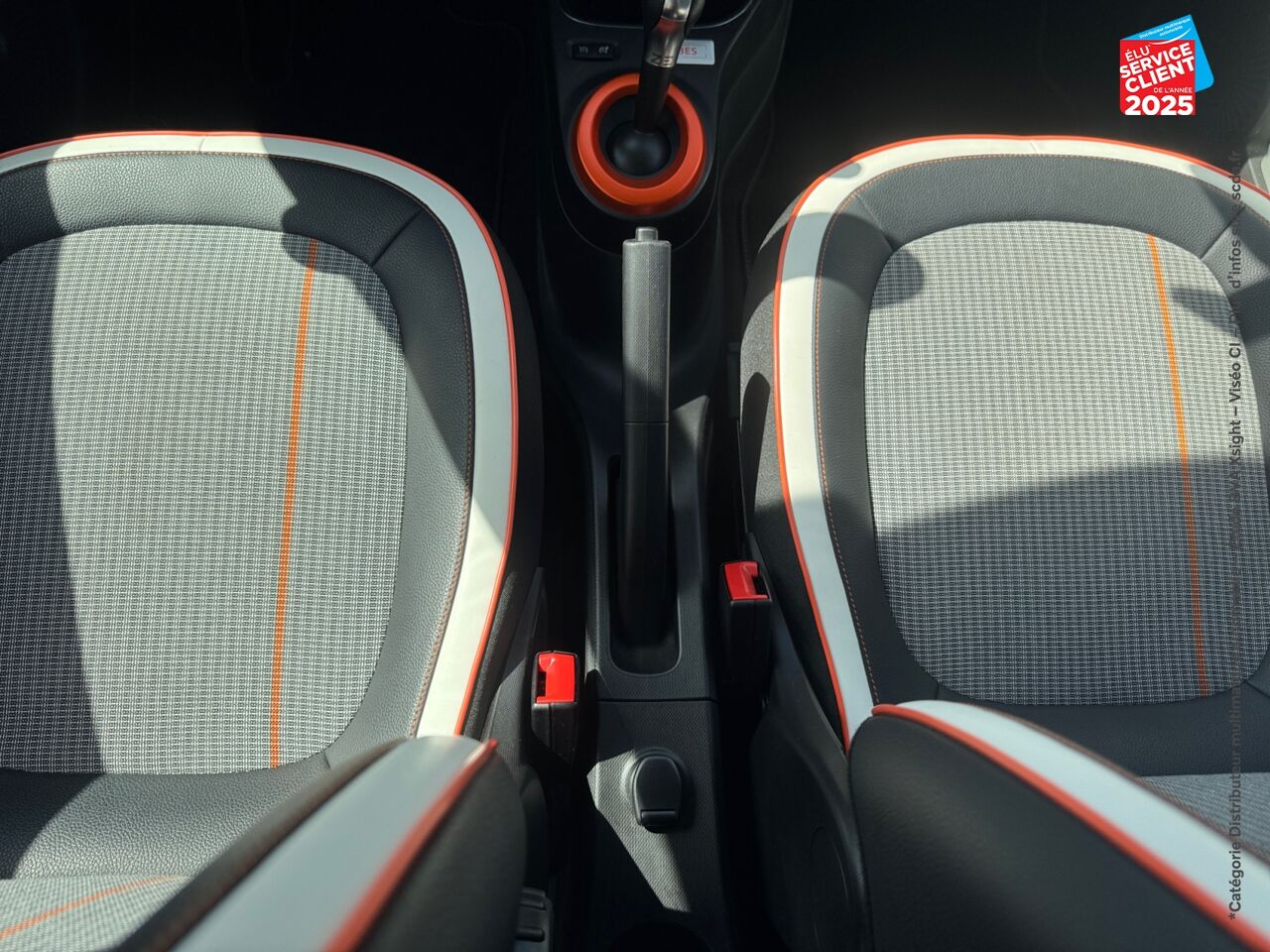 Véhicule d'occasion RENAULT TWINGO E-TECH ELECTRIC TECHNO R80 ACHAT INTEGRAL chez Renault Sélestat