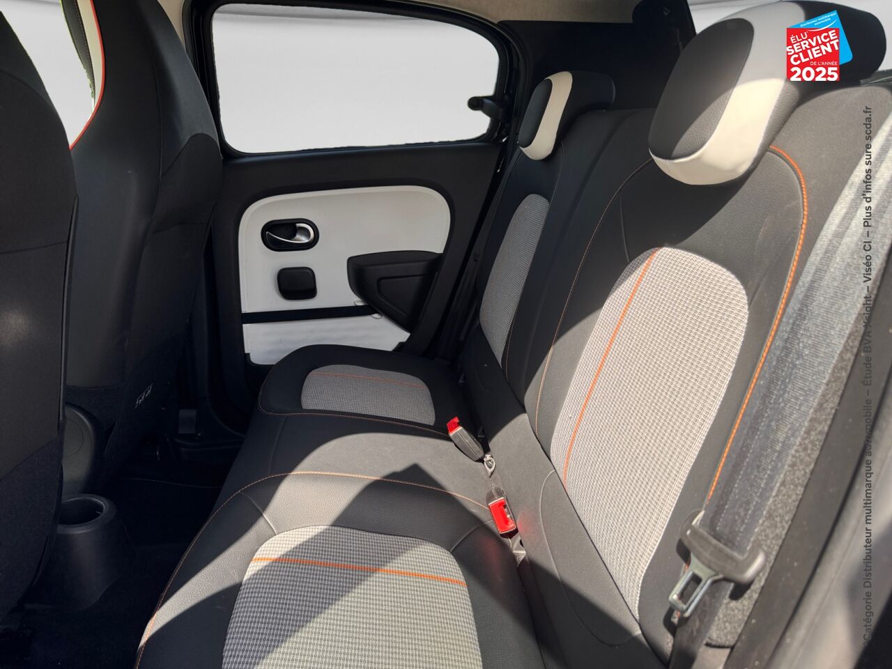 Véhicule d'occasion RENAULT TWINGO E-TECH ELECTRIC TECHNO R80 ACHAT INTEGRAL chez Renault Sélestat