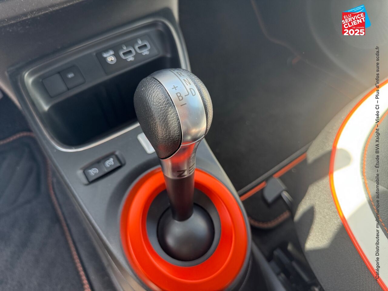 Véhicule d'occasion RENAULT TWINGO E-TECH ELECTRIC TECHNO R80 ACHAT INTEGRAL chez Renault Sélestat