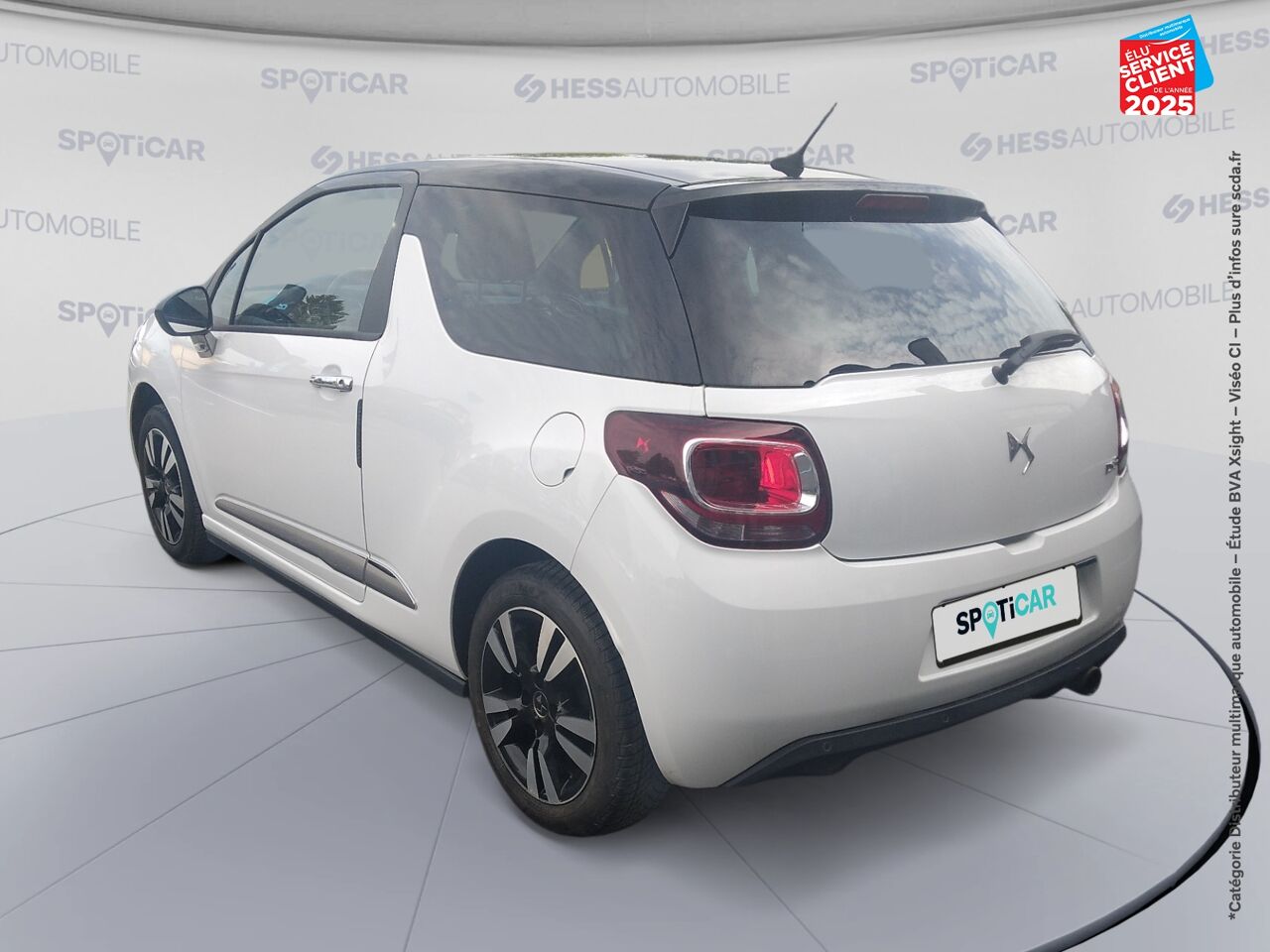 Véhicule d'occasion DS DS 3 PURETECH 82CH SO CHIC chez BMW Pontarlier
