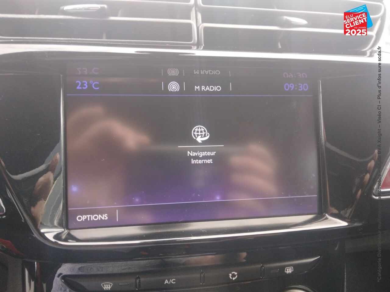 Véhicule d'occasion DS DS 3 PURETECH 82CH SO CHIC chez BMW Pontarlier