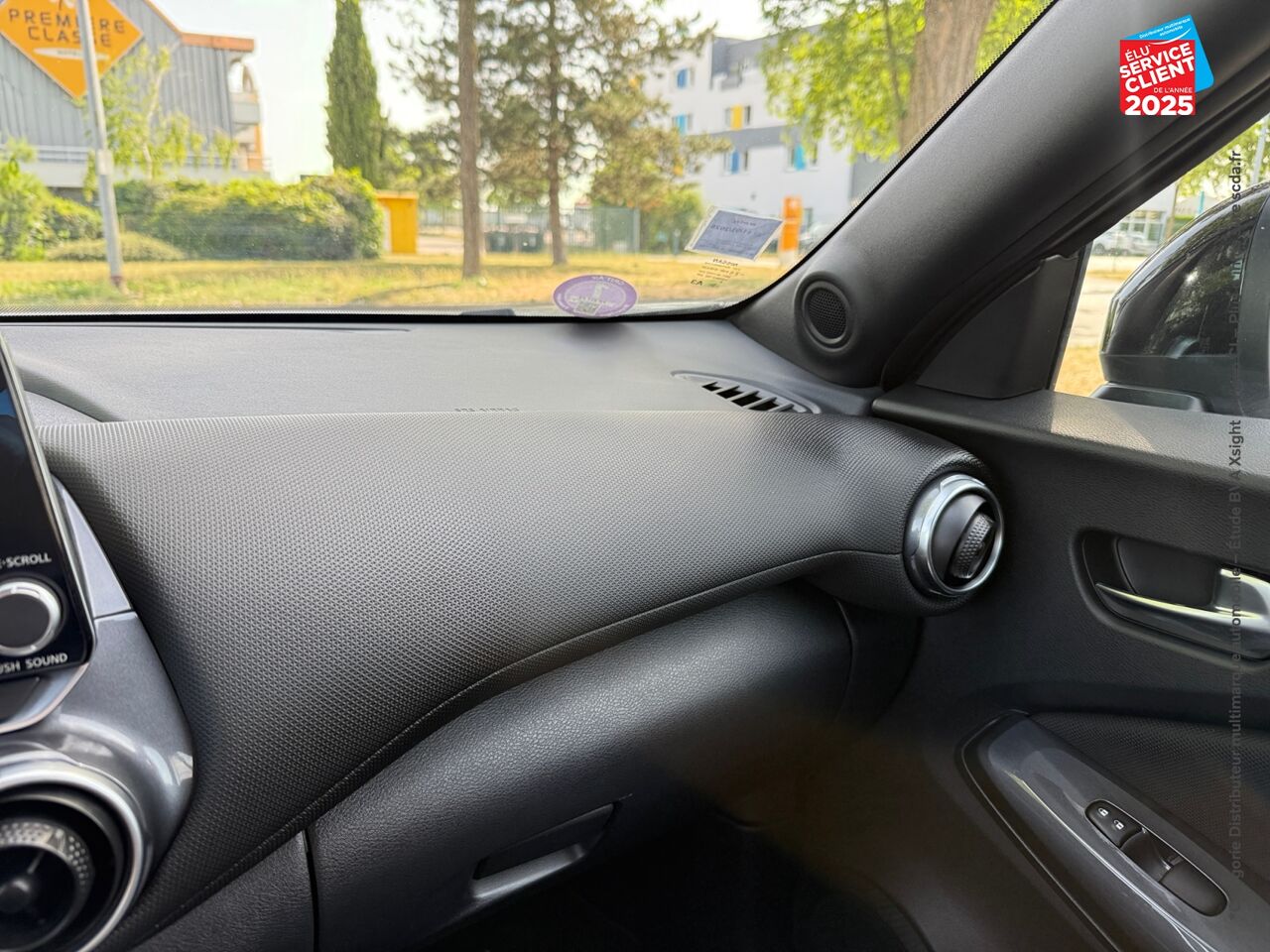 Véhicule d'occasion NISSAN JUKE 1.0 DIG-T 117CH ACENTA CAMERA chez Renault Sélestat